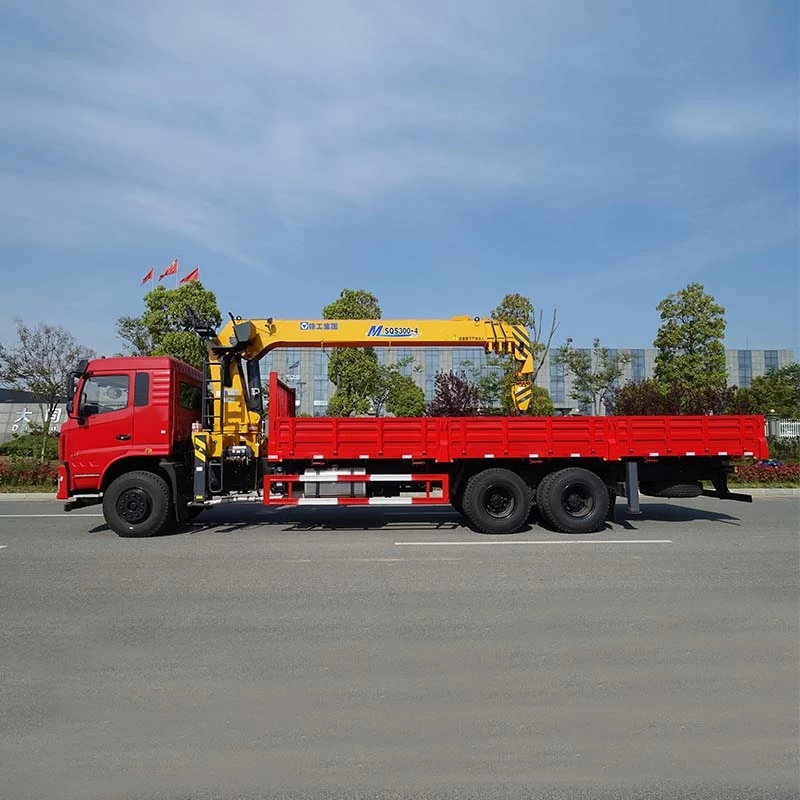 Dongfeng 14.5 meter Truck Mounted Crane Front Side View