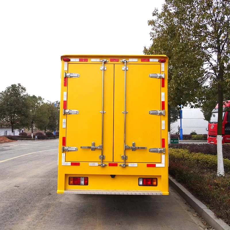 Isuzu small 50KW outdoor emergency power generation truck Back Image