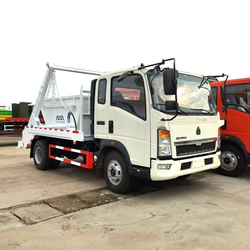 Sinotruk HOWO 4X2 5CBM Swing Arm Garbage Truck Rear Loader 
Oblique Front View