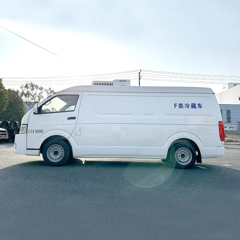 China brand electricity frozen meat refrigerator trucks Front Side View