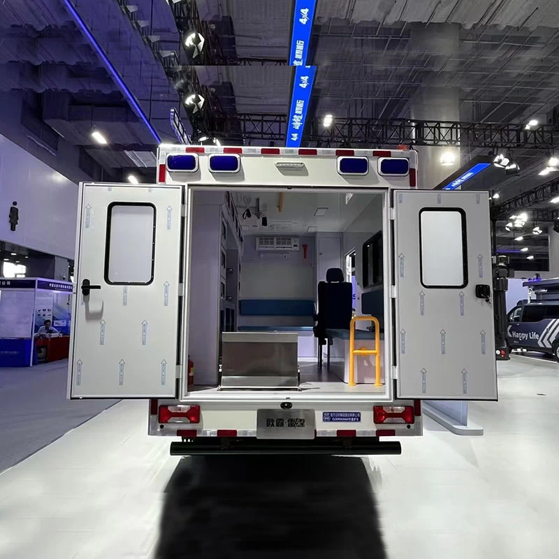 Iveco 4x4 All Wheels Drive Emergency Ambulance Vehicle Back Image