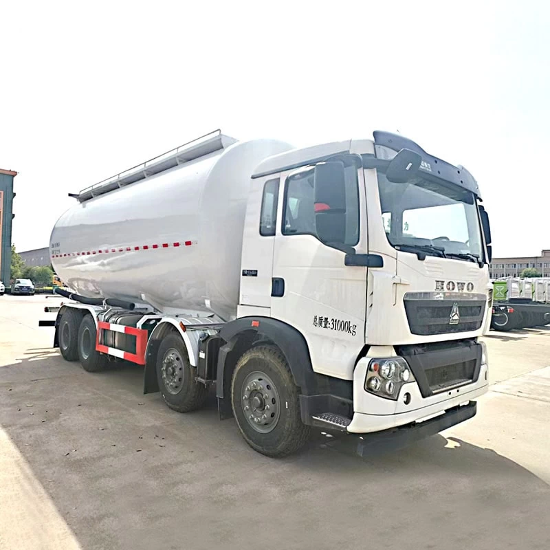 HOWO 30 cbm 8*4 wheat corn cement material tank truck Oblique Front View