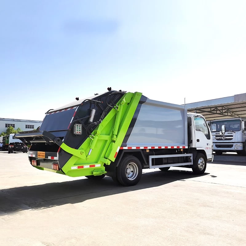 ISUZU high quality 6 cbm compressed garbage truck Oblique Back Plot
