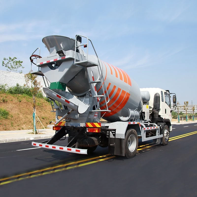China SHACMAN 4 cubic meters concrete mixer truck Oblique Back Plot
