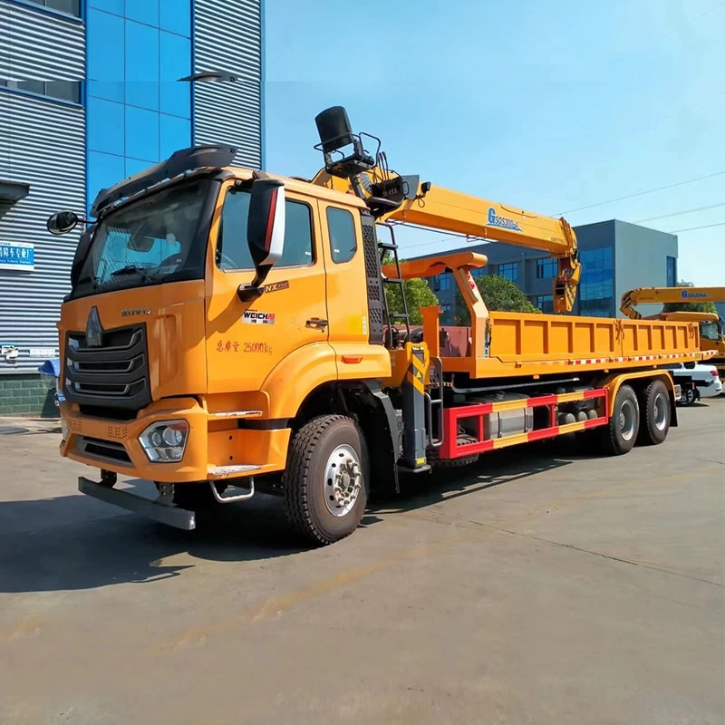 HOWO 6*4 Rear Double Axle Wrecker Truck with 12 Ton Crane Oblique Front View