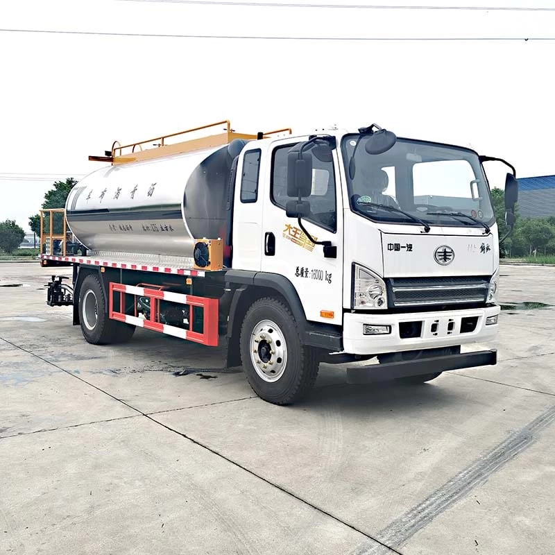 Faw 8000L Bitumen Sprayer Truck Asphalt Distributor Truck Oblique Front View