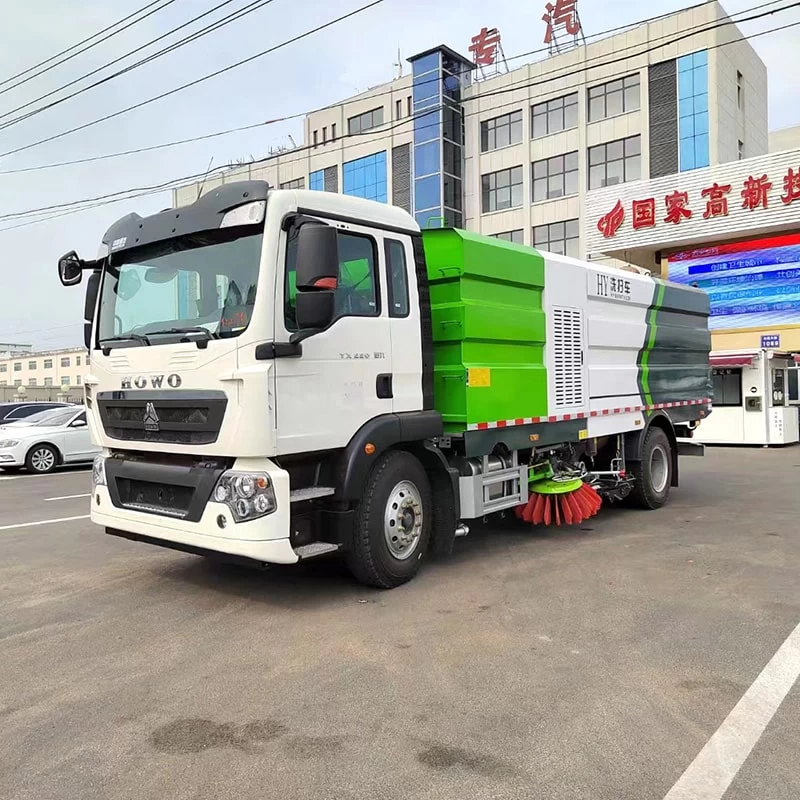 SINOTRUK 4*2 new or used road sweeper truck price Oblique Front View