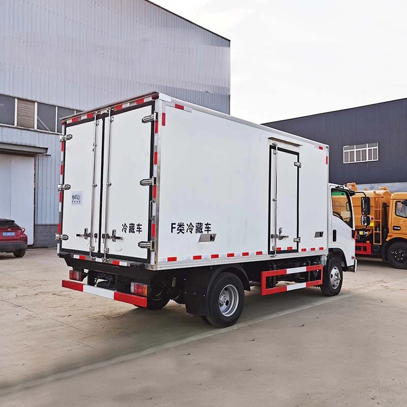 Isuzu 5tons Mini refrigeraged Trucks Cold Food refrigerator Oblique Back Plot 
