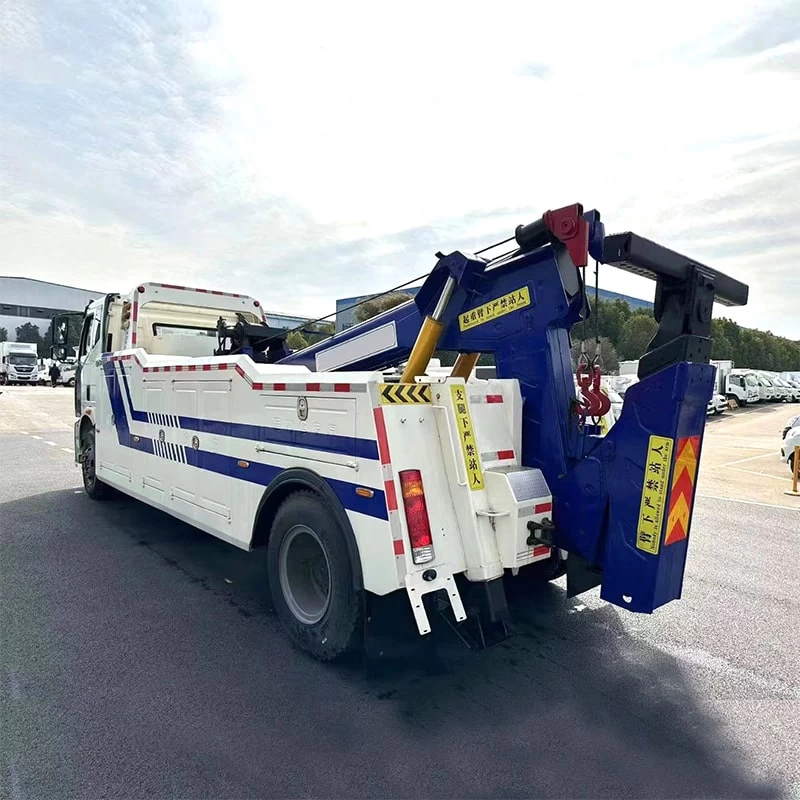 China FAW 4*2 heavy duty 360 rotation towing wrecker truck Oblique Back Plot 
