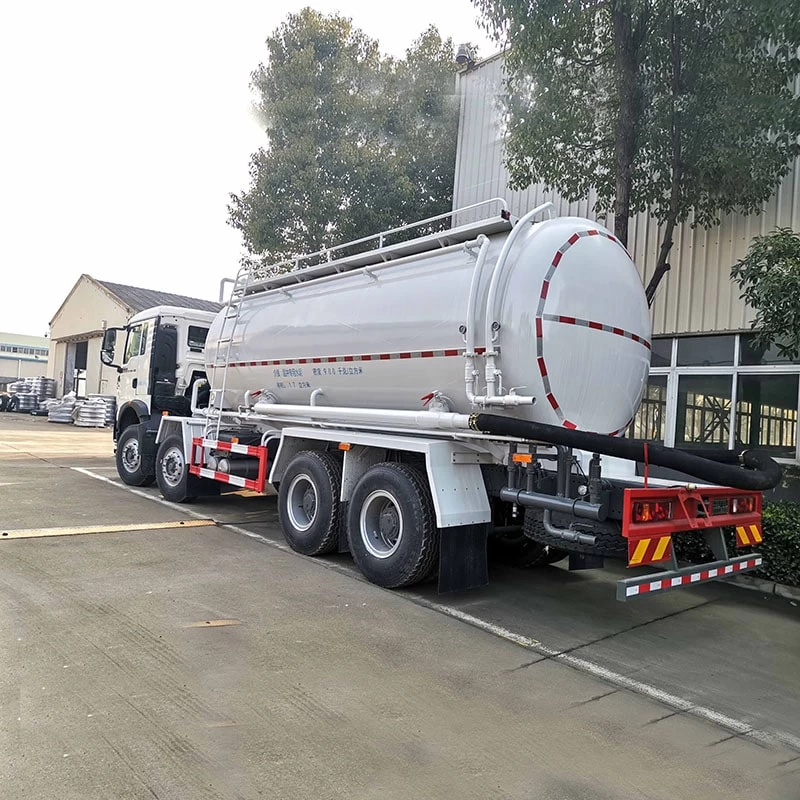 HOWO 8*4 33cbm dry powder cement transport truck Oblique Front View