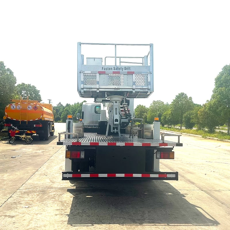 ISUZU new or used 30 meters high altitude operation truck Back Image

