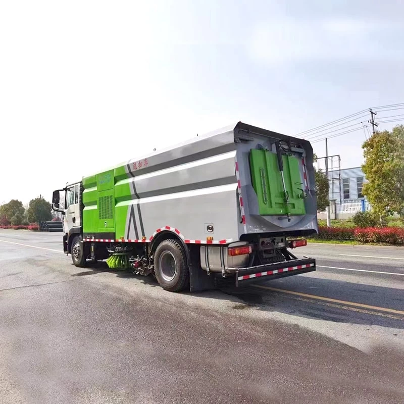 SINOTRUK 4*2 road sweeper truck vacuum suction function Oblique Back Plot
