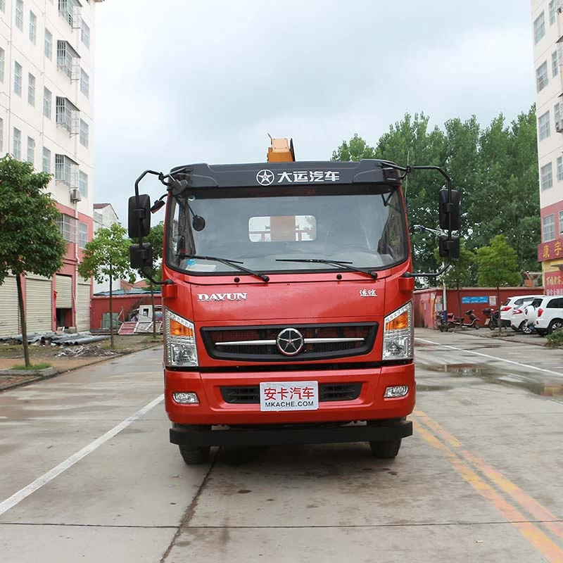 DAYUN 4x2 6 8 ton truck mounted crane Front View