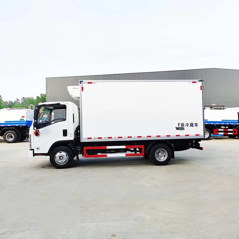 Isuzu 5tons Mini refrigeraged Trucks Cold Food refrigerator Front Side View
