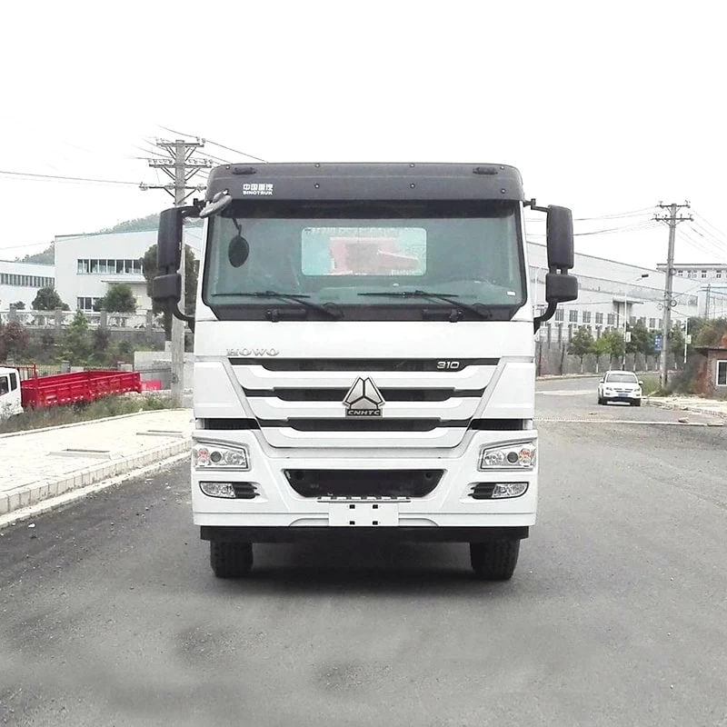 SINOTRUK 4*2 lifting & towing Road Rescue Wrecker Truck Front View
