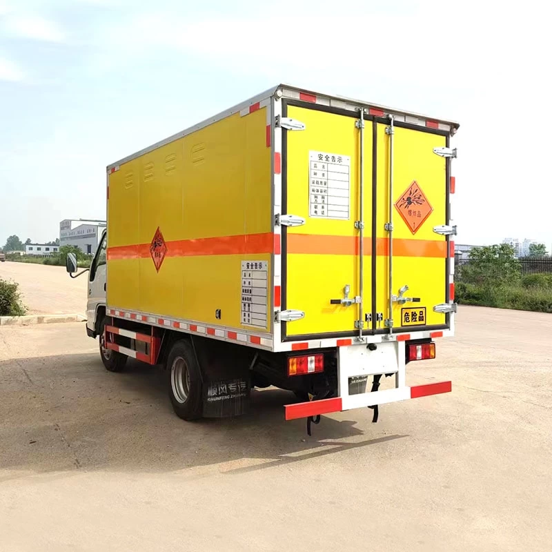 JMC 4*2 dangerous goods explosive transporting truck Oblique Back Plot