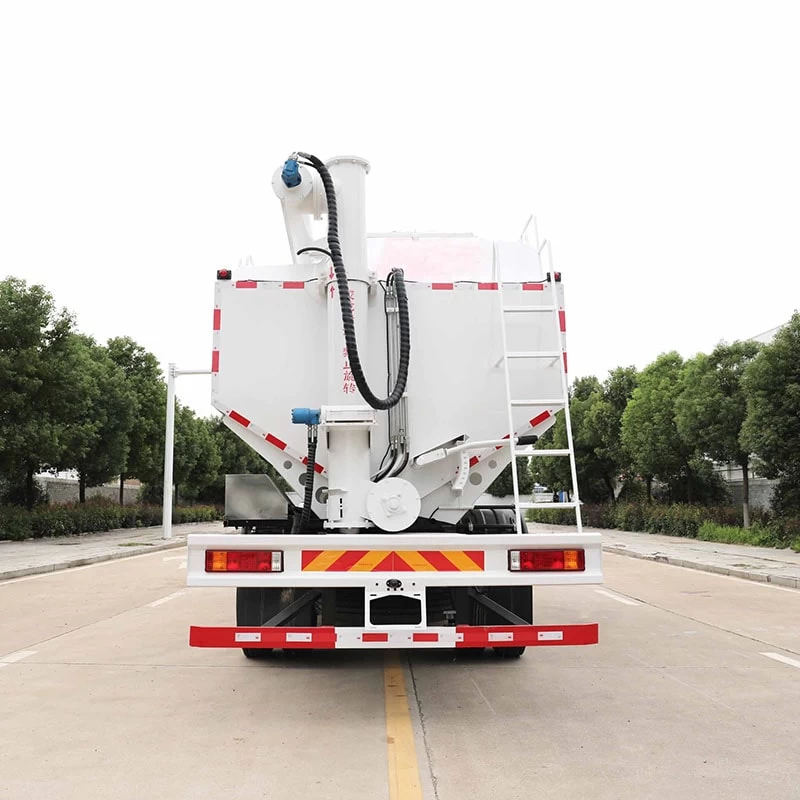 SHACMAN automatic chicken pig feeding bulk feed truck Back Image