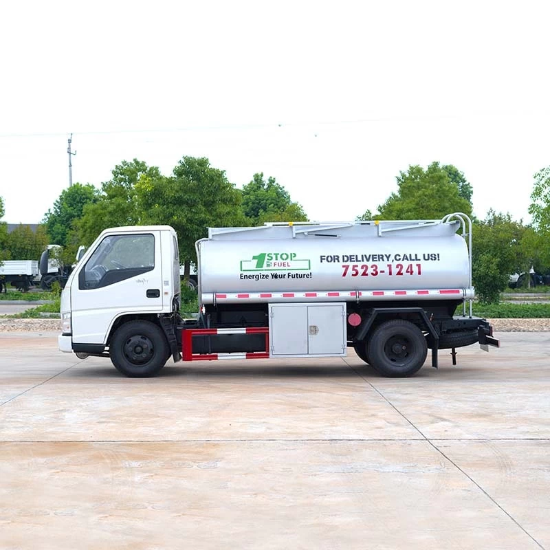 JMC cheap price Small 5000 liters fuel tank truck Front Side View 