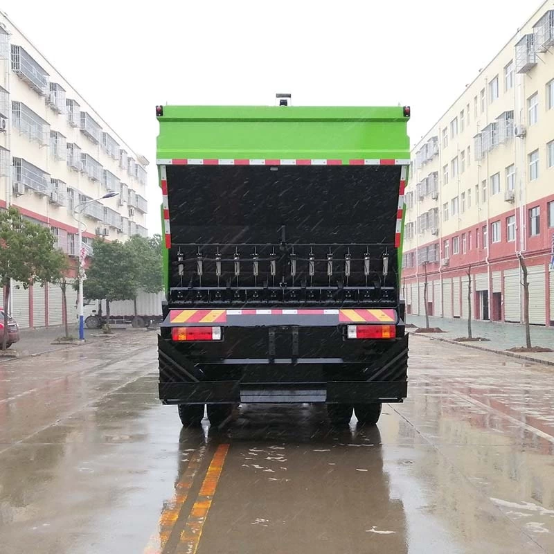 Faw 4x2 bitumen gravel synchronous spreader truck Back Image