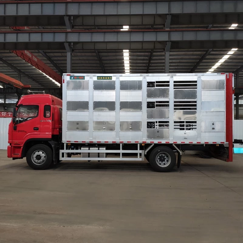  JAC 4*2 aluminum alloy Pig Livestock Transport  Truck Front Side View