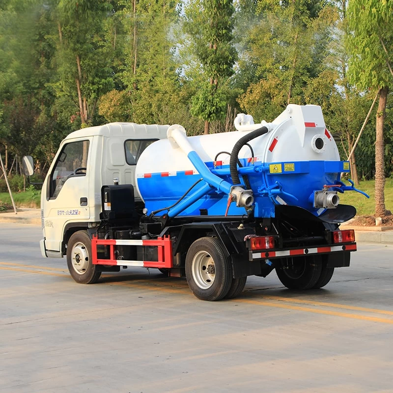FOTON 4*2 2000L 4*2 wastewater sewage suction trucks Oblique Back Plot