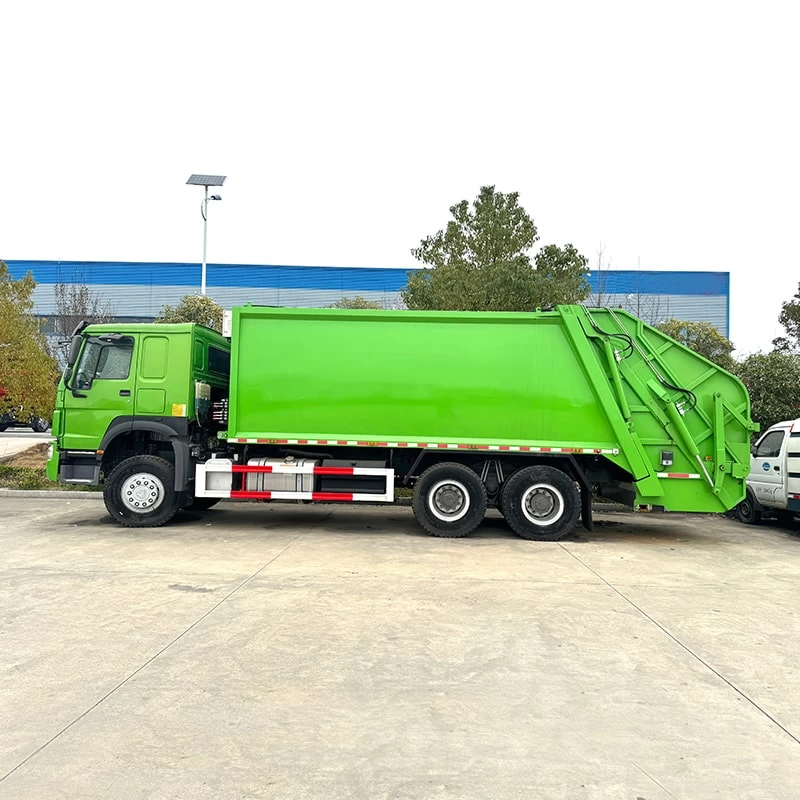 Sinotruck Howo 6 X 4 20 CBM Compactor Garbage Truck Price Front Side View 
