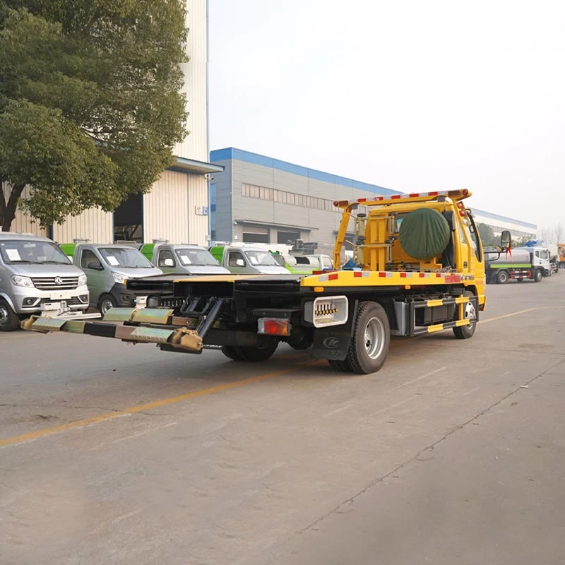 ISUZU 4X2 Flatbed Towing Wrecker Road rescue truck Oblique Back Plot