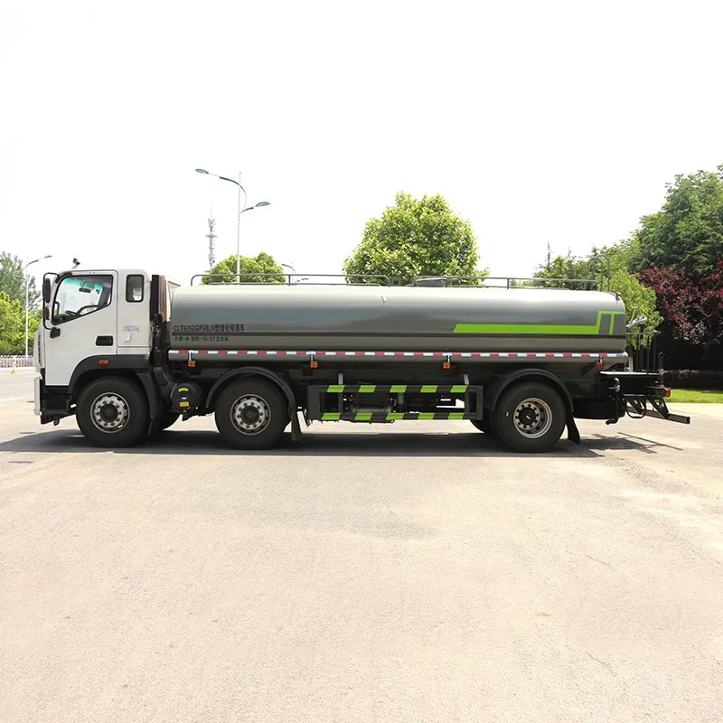 Foton 6*2 water tank truck with cheap price Front Side View