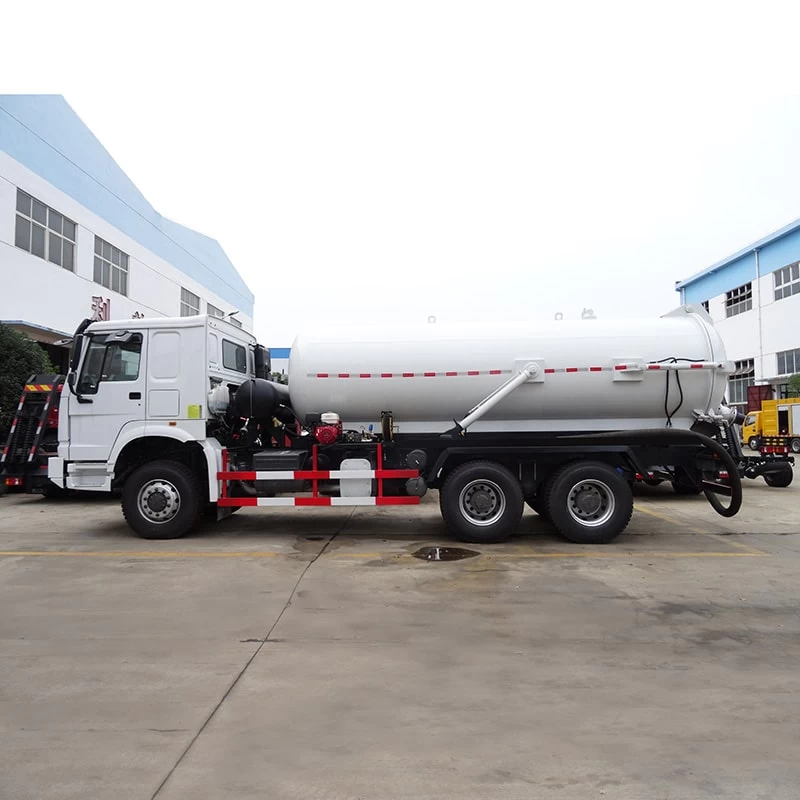 SINOTRUK 6*4 new or used 20CBM sewage suction truck Front Side View
