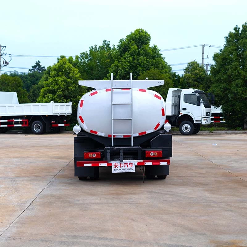 JMC cheap price Small 5000 liters fuel tank truck Back Image