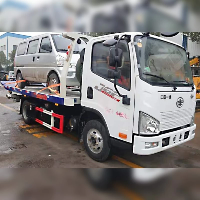 FAW 4x2 4 ton Wrecker tow Truck With Cheap Price Oblique Front View