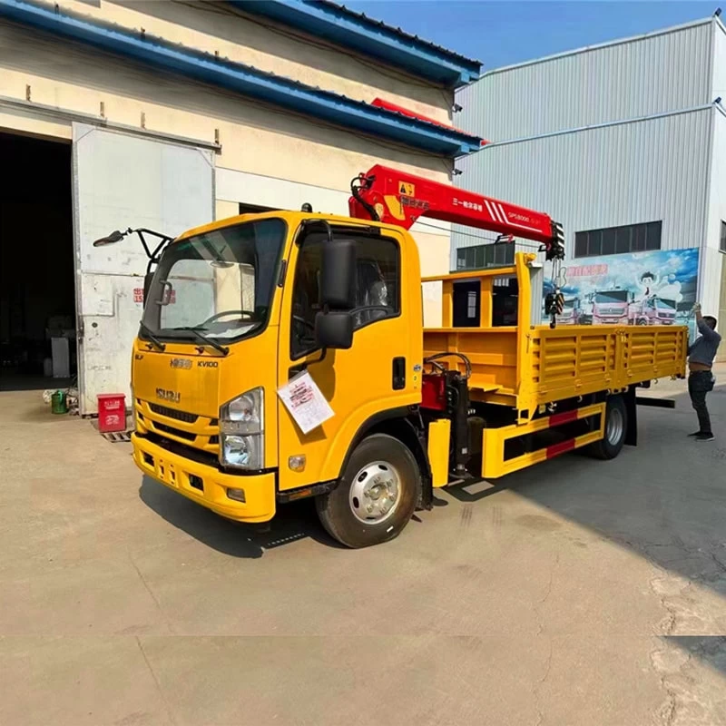 New or used 4*2 5 ton isuzu hydraulic truck mounted crane Oblique Front View
