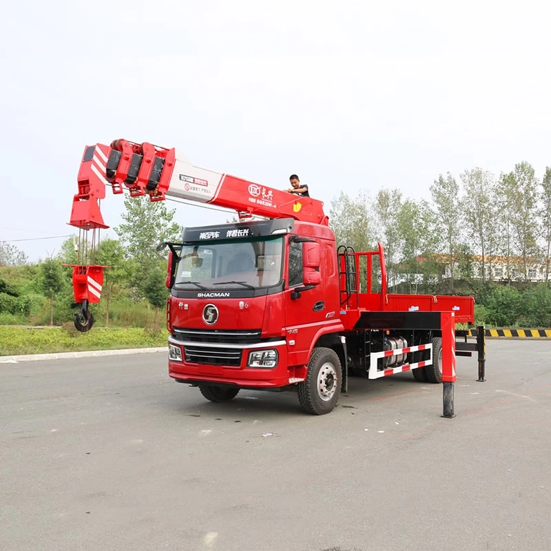 SHACMAN 20 meter straight arm truck mounted crane Oblique Front View