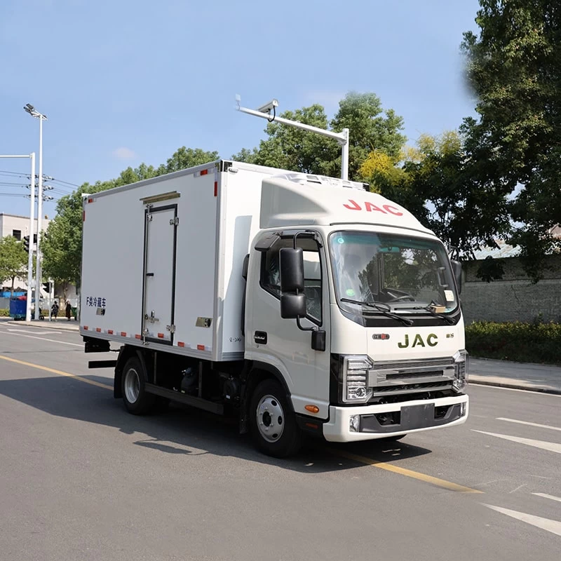JAC 18m3 small mini meet vegetable refrigerated trucks Oblique Front View