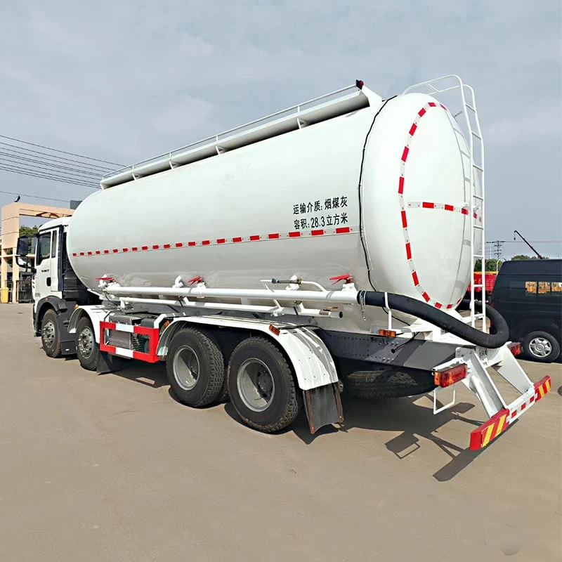 HOWO 30 cbm 8*4 wheat corn cement material tank truck Oblique Back Plot