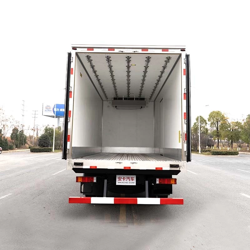 HOWO 8x4 refrigerated truck Back Image