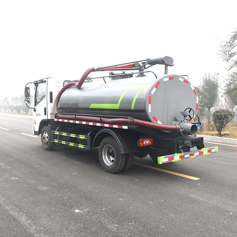 Foton 5500L 115HP toilet septic tank suction truck Oblique Front View