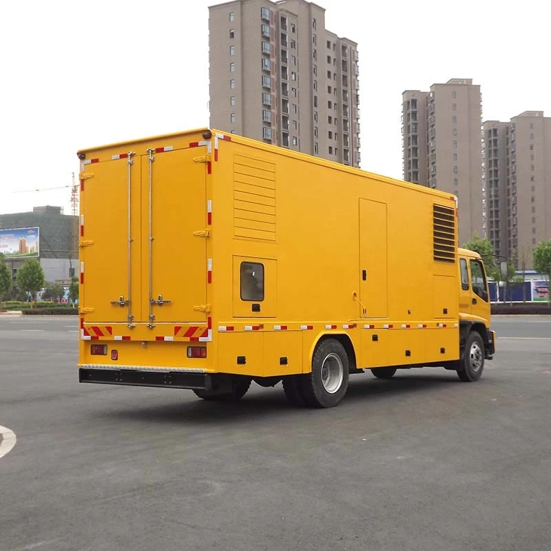 Isuzu 250kw Emergency Electric Power Truck Oblique Back Plot