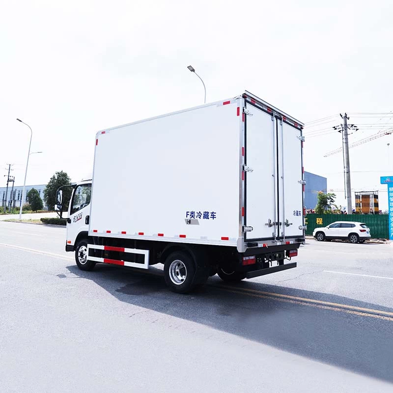Faw 4x2 RHD Freezer Truck Meat Fruit Fish Cold Van Truck Oblique Front View
