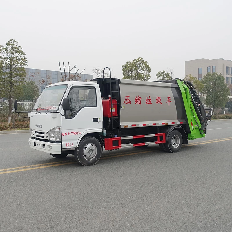 Isuzu 4*2 3 ton waste collection garbage truck Oblique front view