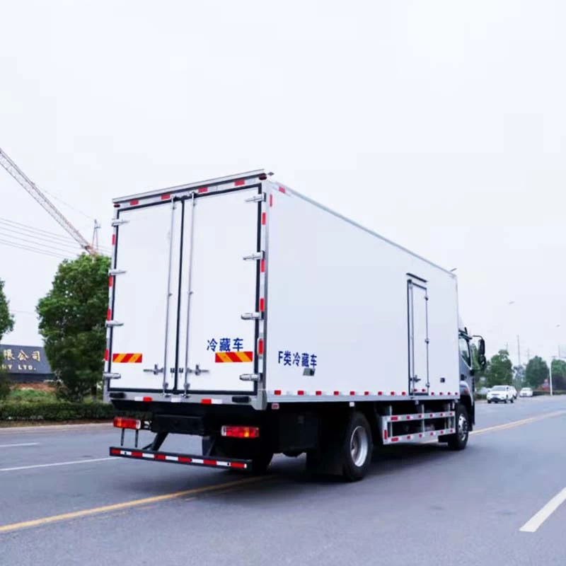 Foton 4x2 6.8m 10 Ton Refrigerator Cooling Van For Sale Oblique Back Plot