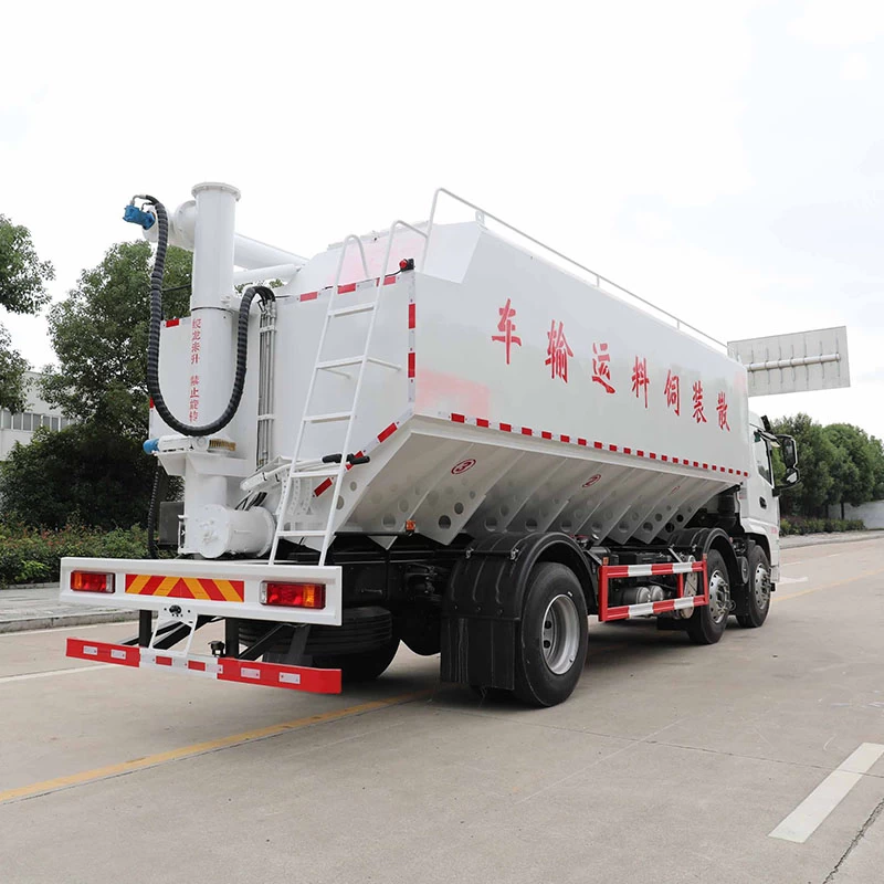 SHACMAN automatic chicken pig feeding bulk feed truck Oblique Back Plot