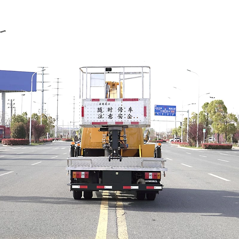 JMC 21m Telescopic Boom Aerial Work Truck Back Image