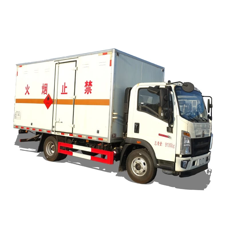 SINOTRUK 4*2 flammable liquid explosion-proof truck Thumbnail
