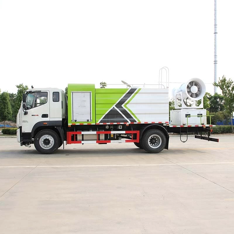 Foton 4x2 water spraying sprinkler truck Front Side View 