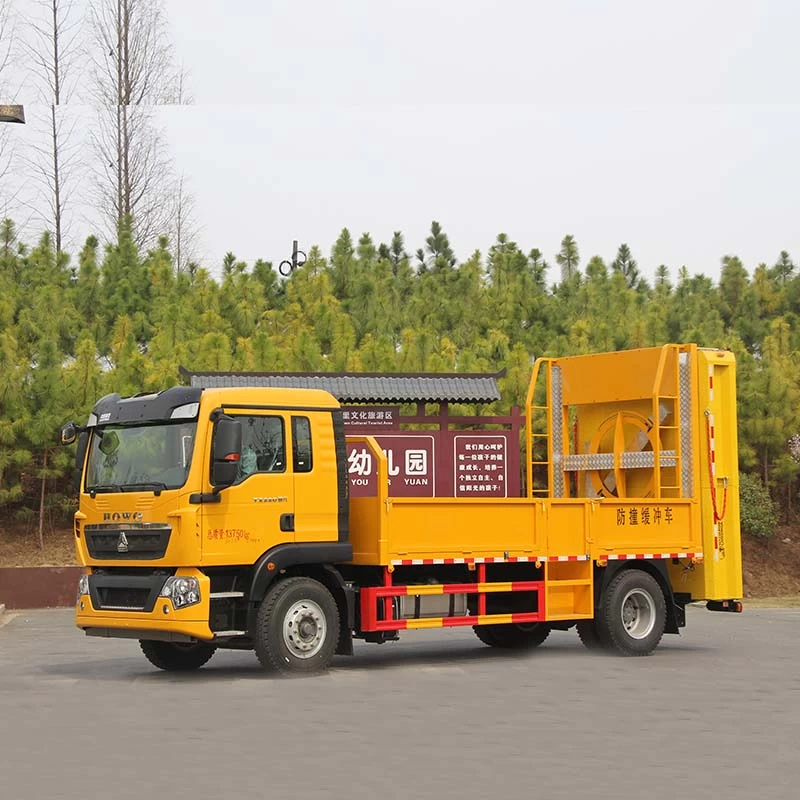 Factory new HOWO 4*2 Collision Mitigation Truck Oblique Front View