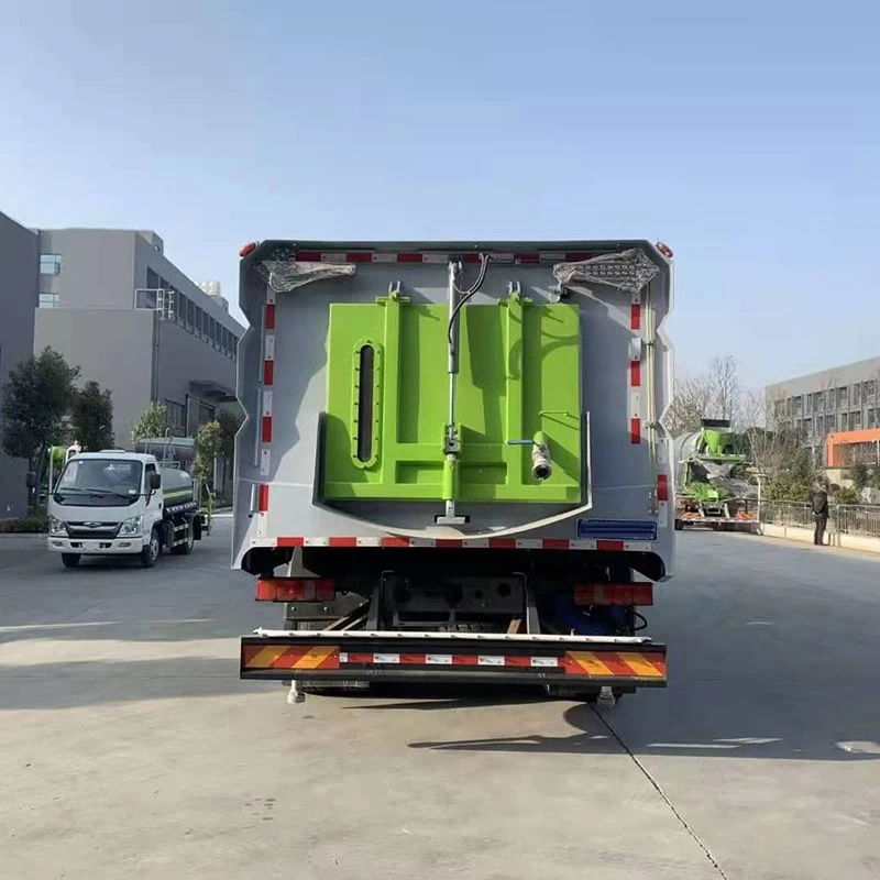 SINOTRUK 4*2 high pressure road sweeper truck Back image
