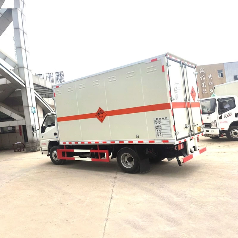 JMC firecracker transport blasting equipment truck Oblique Back Plot