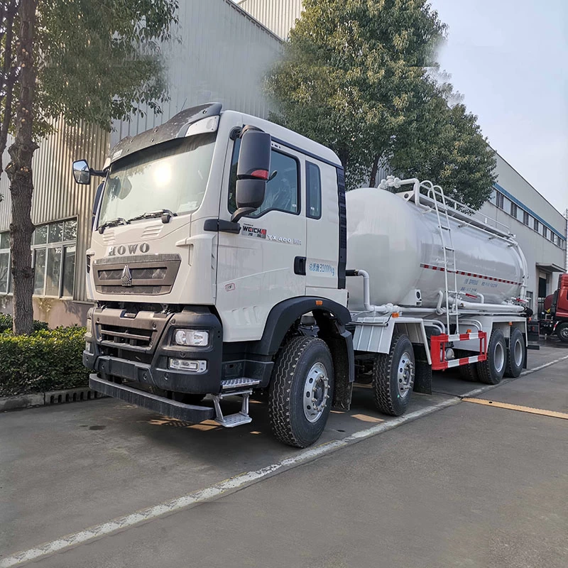 HOWO 8*4 33cbm dry powder cement transport truck Oblique Front View 