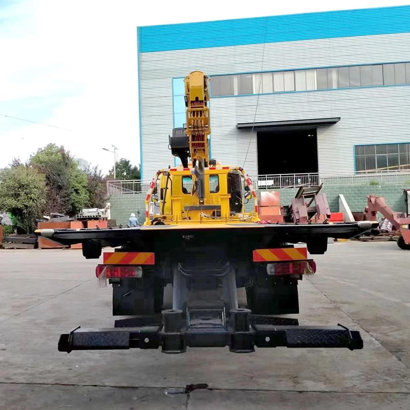 Foton Flatbed Towing Wrecker Truck Mounted with 8 Ton Crane Back Image